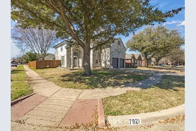 7921 Crystal Creek Circle, Fort Worth, TX 76137 - Photo 4