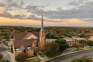 4924 Cobbs Dr, Waco, TX 76710 - Photo 20