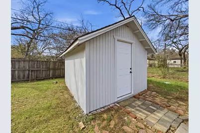 116 Ravenswood Drive, Bedford, TX 76022 - Photo 24