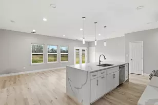 2204 Albert Broadfoot St, Bonham, TX 75418 - Photo 8