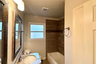 5640 Tourist Dr, Haltom City, TX 76117 - Photo 14