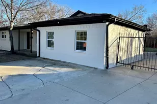 5640 Tourist Dr, Haltom City, TX 76117 - Photo 16