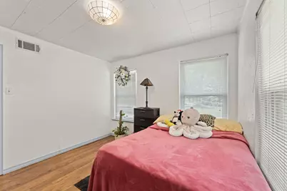 10382 Newcombe Drive, Dallas, TX 75228 - Photo 16