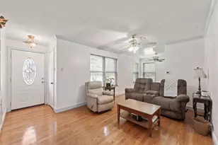 10382 Newcombe Dr, Dallas, TX 75228 - Photo 6