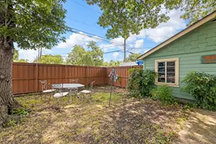 10382 Newcombe Dr, Dallas, TX 75228 - Photo 32