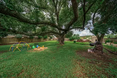 1413 S Main Street S, Lindale, TX 75771 - Photo 30