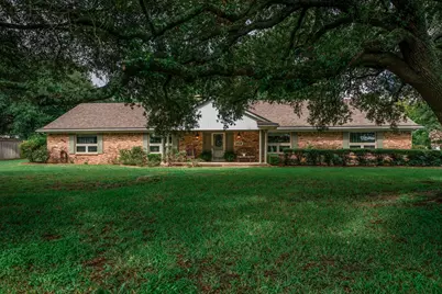 1413 S Main Street S, Lindale, TX 75771 - Photo 1