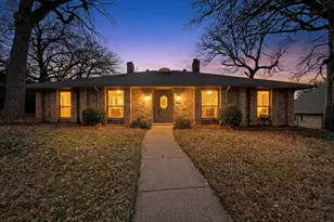 2712 Lincoln Dr, Arlington, TX 76006 - Photo 2