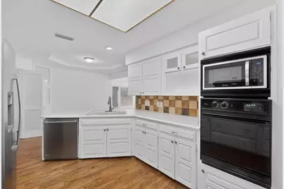 2712 Lincoln Drive, Arlington, TX 76006 - Photo 10
