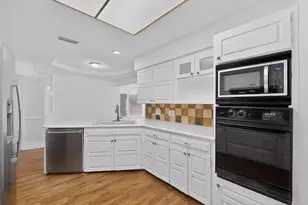 2712 Lincoln Dr, Arlington, TX 76006 - Photo 10