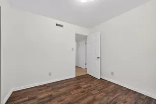 1918 Lamont Dr, Garland, TX 75040 - Photo 6