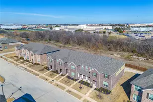 2928 Baneberry Ln, Mesquite, TX 75150 - Photo 2