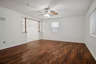 125 Briarwood Dr, Kennedale, TX 76060 - Photo 2