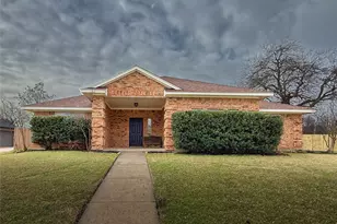 213 Bear Creek Pkwy W, Keller, TX 76248 - Photo 2