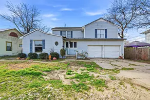 2305 Stanford St, Greenville, TX 75401 - Photo 2