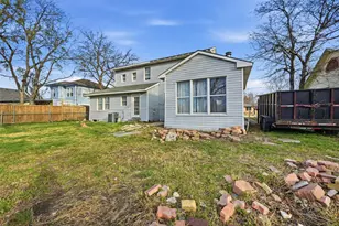 2305 Stanford St, Greenville, TX 75401 - Photo 26