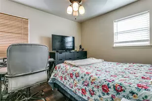 209 Linda Ln, Irving, TX 75062 - Photo 12