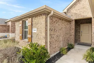 408 Stampede Ln, Princeton, TX 75407 - Photo 2