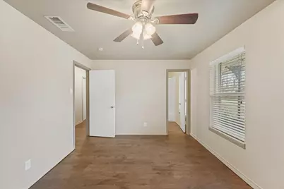 914 Toyah Creek Lane, Garland, TX 75040 - Photo 12