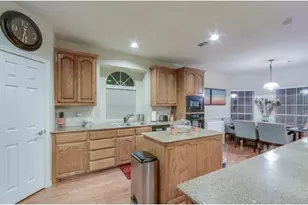 1402 Vineyard Dr, Allen, TX 75002 - Photo 4