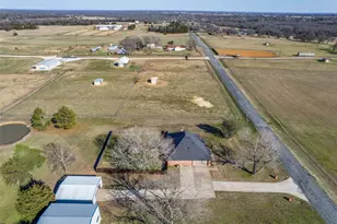 755 Bones Chapel Rd, Whitesboro, TX 76273 - Photo 30