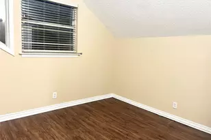 2219 Addington St, Irving, TX 75062 - Photo 24