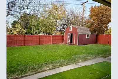 2219 Addington Street, Irving, TX 75062 - Photo 4