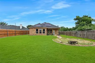 3101 EastCrest Ct, Fort Worth, TX 76105 - Photo 32