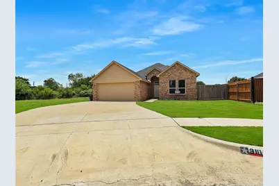 3101 Eastcrest Court, Fort Worth, TX 76105 - Photo 4