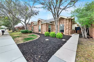 18922 Whitewater Ln, Dallas, TX 75287 - Photo 2