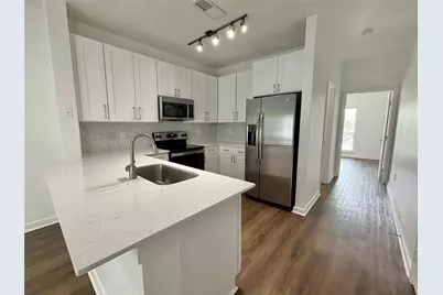 6740 Windhaven Parkway #6027, The Colony, TX 75056 - Photo 2