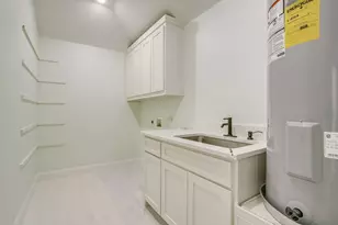 202 S Cummings Dr, Alvarado, TX 76009 - Photo 16