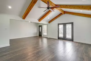 202 S Cummings Dr, Alvarado, TX 76009 - Photo 6