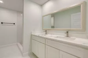 202 S Cummings Dr, Alvarado, TX 76009 - Photo 12