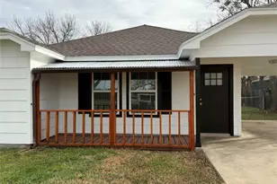 1512 N Anglin St, Cleburne, TX 76031 - Photo 2