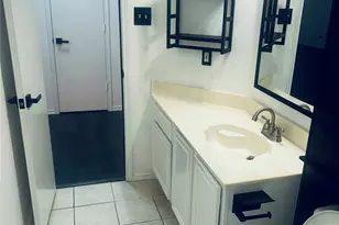 702 Kristi Ln, Cedar Hill, TX 75104 - Photo 14