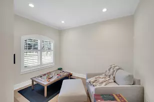 1309 Oak Crk Dr, Ennis, TX 75119 - Photo 8