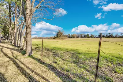 1309 Oak Creek Drive, Ennis, TX 75119 - Photo 38