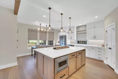 1309 Oak Creek Drive, Ennis, TX 75119 - Photo 16