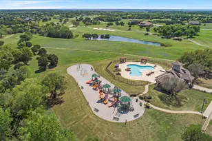 8225 Scotscraig Ct, Cleburne, TX 76033 - Photo 38