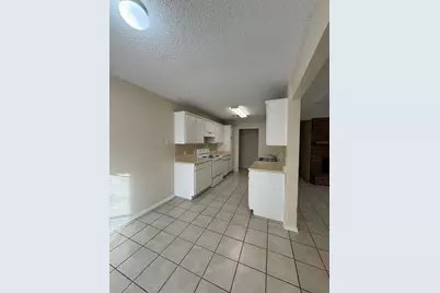 4500 Spinnaker Court, Fort Worth, TX 76135 - Photo 4