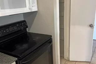 9520 Royal Ln, Dallas, TX 75243 - Photo 12