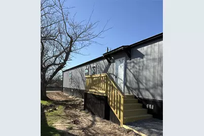 1521 Lark Court, Azle, TX 76020 - Photo 4