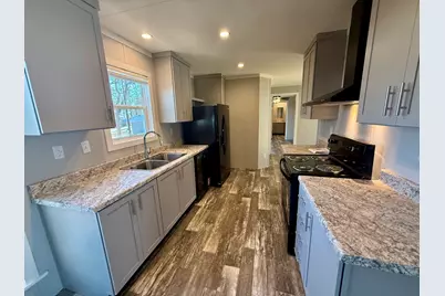 1521 Lark Court, Azle, TX 76020 - Photo 8