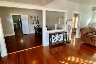 725 Peach St, Abilene, TX 79602 - Photo 2