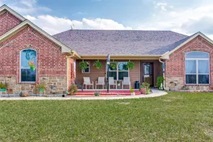 143 Gibson Ln, Weatherford, TX 76088 - Photo 2