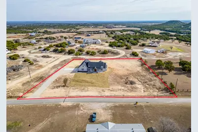 1110 County Road 2004, Glen Rose, TX 76043 - Photo 2