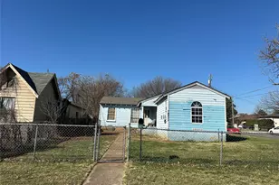 1821 N Winnetka Ave, Dallas, TX 75208 - Photo 1