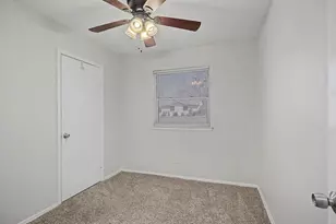 313 NW Jayellen Ave, Burleson, TX 76028 - Photo 16