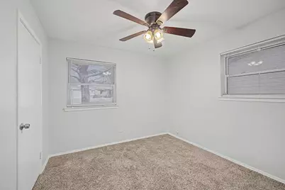 313 NW Jayellen Avenue, Burleson, TX 76028 - Photo 18